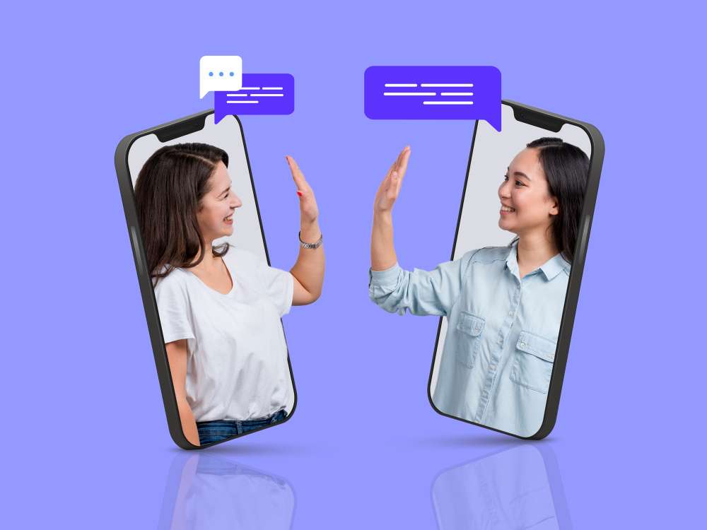 use-apps-make-friends-concept-with-smartphone
